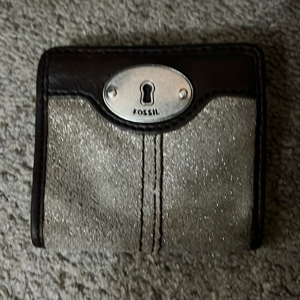 Fossil Silver Glitter Wallet